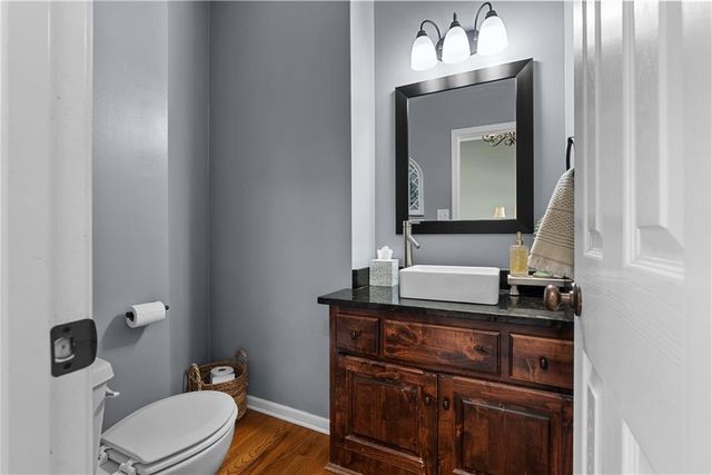 32505 E Lone Jack LeesSummit Road, Lee's Summit, MO 64086