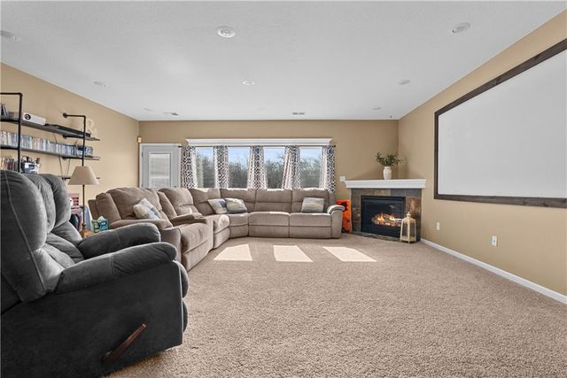 32505 E Lone Jack LeesSummit Road, Lee's Summit, MO 64086