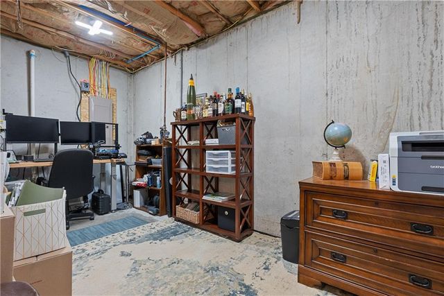 32505 E Lone Jack LeesSummit Road, Lee's Summit, MO 64086