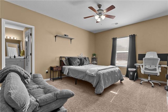 32505 E Lone Jack LeesSummit Road, Lee's Summit, MO 64086