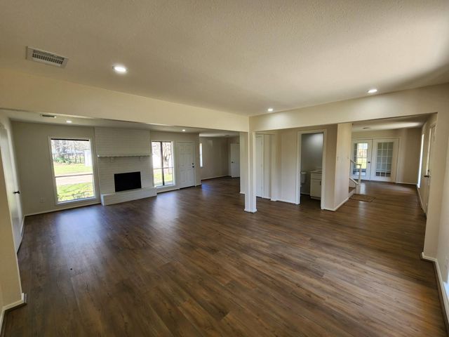 25605 Fm 2100 Road, Huffman, TX 77336