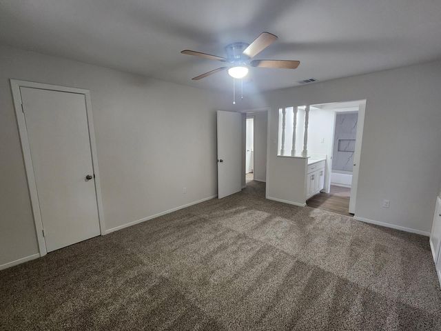 25605 Fm 2100 Road, Huffman, TX 77336