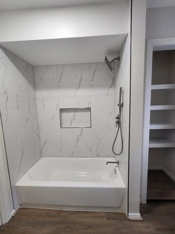 25605 Fm 2100 Road, Huffman, TX 77336