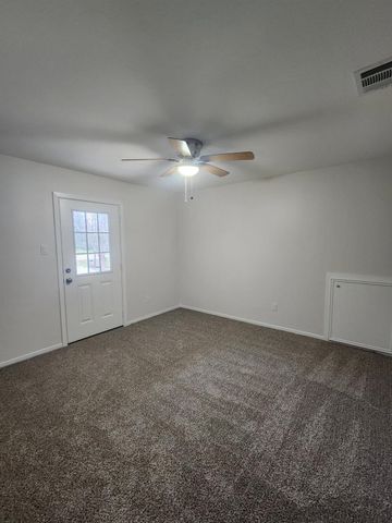 25605 Fm 2100 Road, Huffman, TX 77336