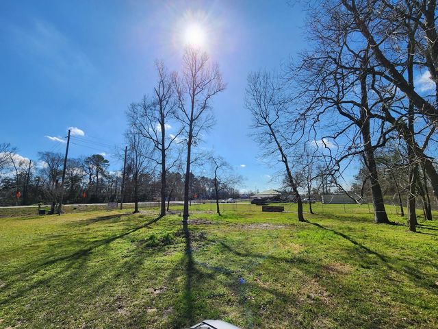 25605 Fm 2100 Road, Huffman, TX 77336