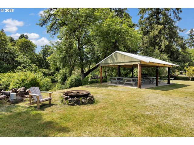 13925 Sw RIVER Ln, Portland, OR 97224