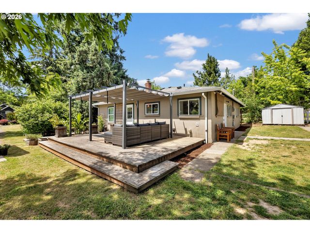 13925 Sw RIVER Ln, Portland, OR 97224