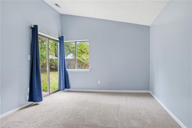 910 Chimney Hill PW, Virginia Beach, VA 23462