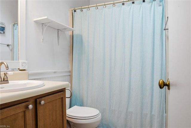 910 Chimney Hill PW, Virginia Beach, VA 23462