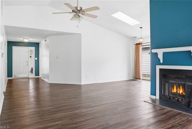 910 Chimney Hill PW, Virginia Beach, VA 23462