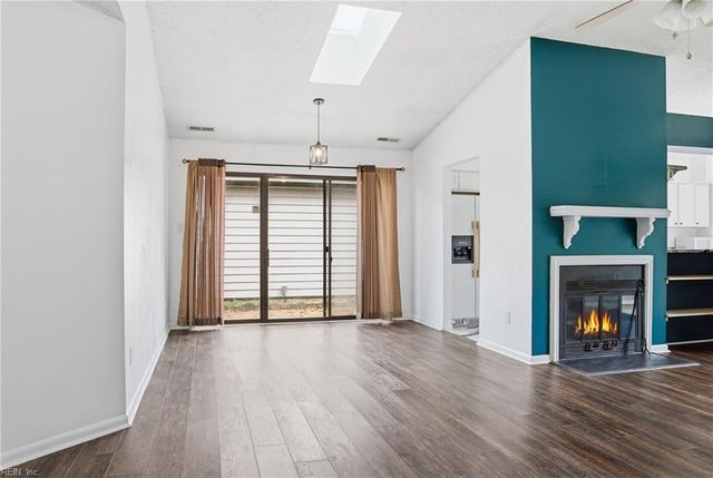 910 Chimney Hill PW, Virginia Beach, VA 23462