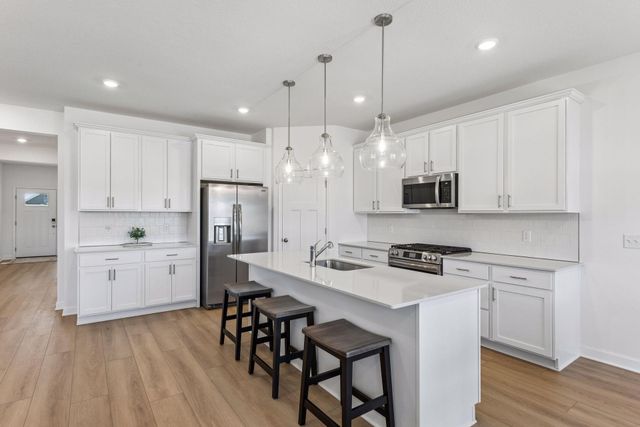 7594 Swan Street, Lino Lakes, MN 55038