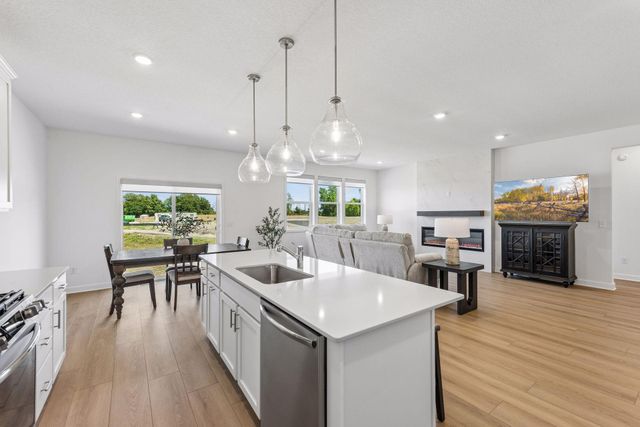 7594 Swan Street, Lino Lakes, MN 55038