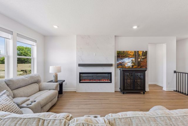 7594 Swan Street, Lino Lakes, MN 55038