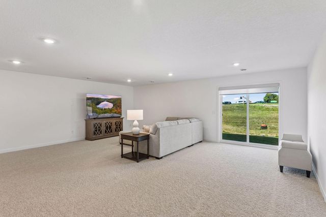 7594 Swan Street, Lino Lakes, MN 55038