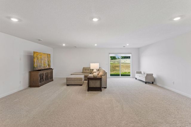 7594 Swan Street, Lino Lakes, MN 55038