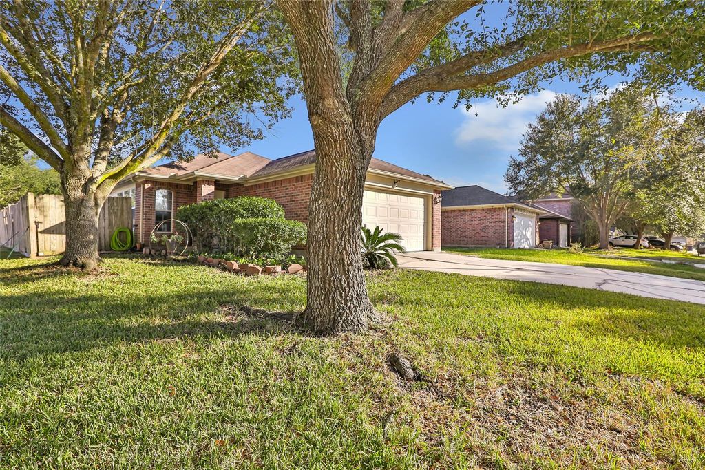 24318 Hard Wood Drive, Huffman, TX 77336