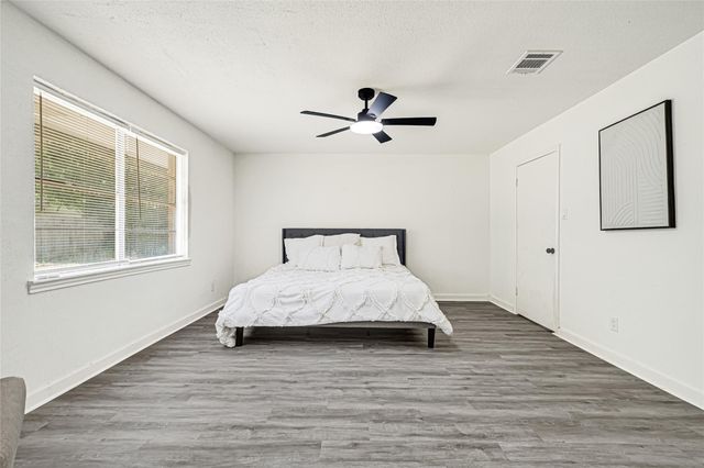 1123 Fallbrook Drive, Houston, TX 77038
