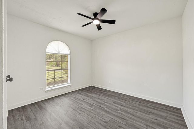 1123 Fallbrook Drive, Houston, TX 77038