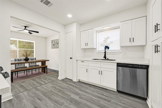 1123 Fallbrook Drive, Houston, TX 77038