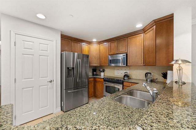 1100 SUNSET VIEW CIRCLE 302, Reunion, FL 34747