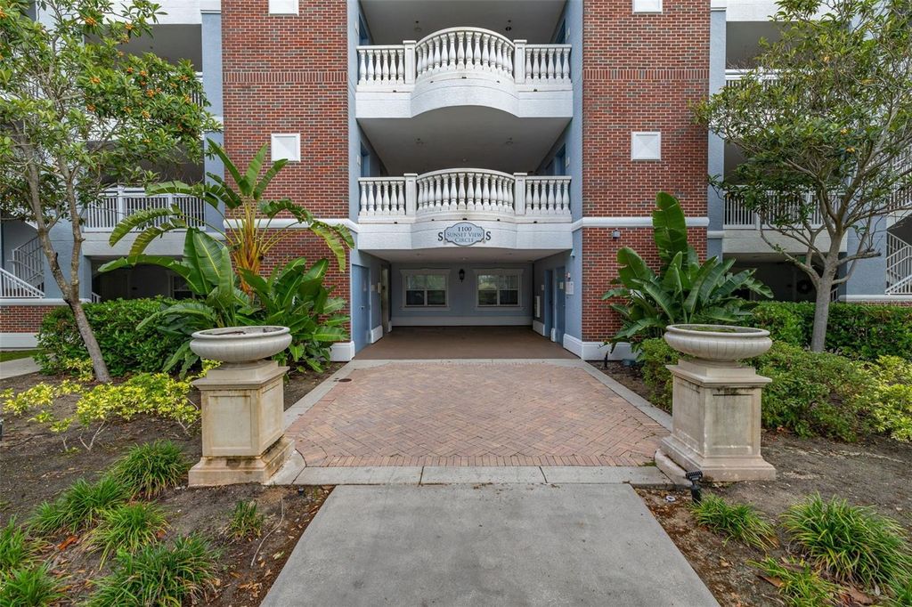 1100 SUNSET VIEW CIRCLE 302, Reunion, FL 34747