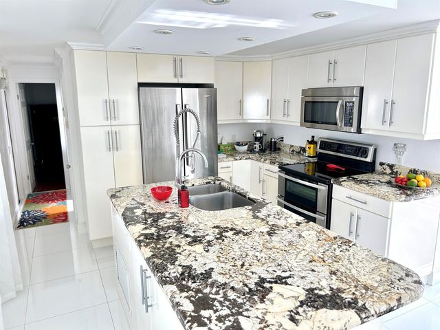 3233 State Street, Hollywood, FL 33021