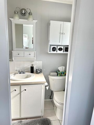 3233 State Street, Hollywood, FL 33021