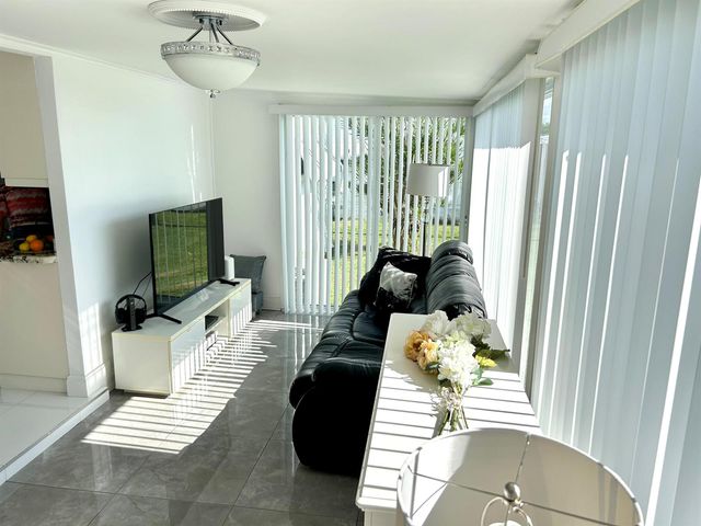 3233 State Street, Hollywood, FL 33021