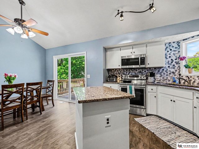3404 Henery Road, Bellevue, NE 68123