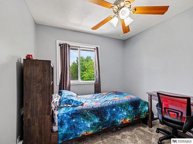 3404 Henery Road, Bellevue, NE 68123