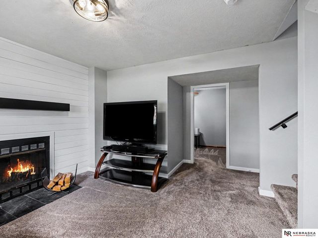 3404 Henery Road, Bellevue, NE 68123