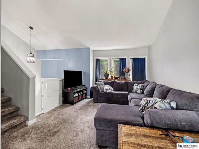 3404 Henery Road, Bellevue, NE 68123