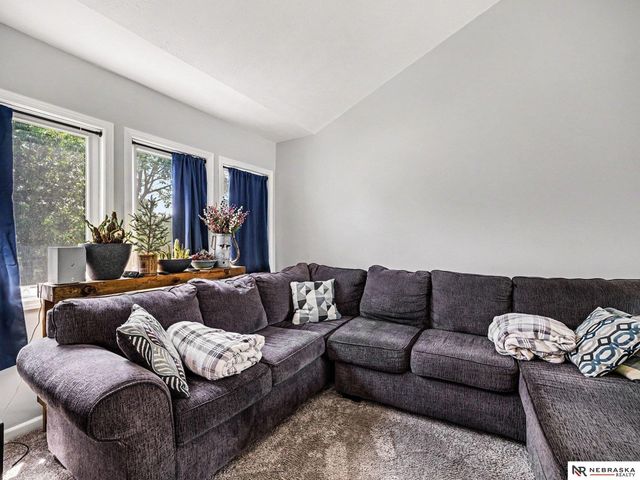 3404 Henery Road, Bellevue, NE 68123
