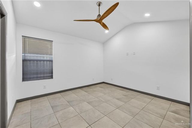 1304 E Hibiscus Avenue, Mcallen, TX 78501