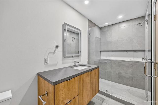 1304 E Hibiscus Avenue, Mcallen, TX 78501