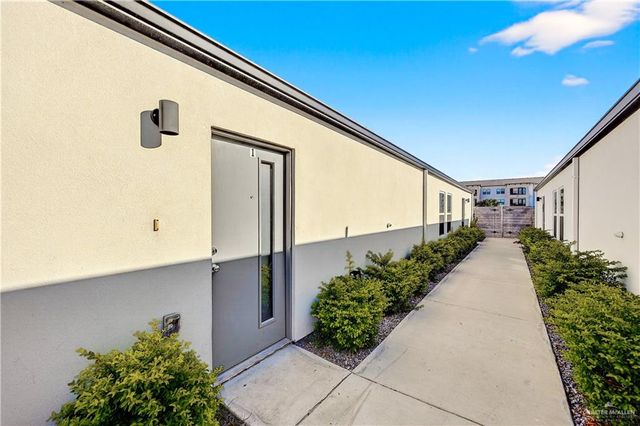 1304 E Hibiscus Avenue, Mcallen, TX 78501