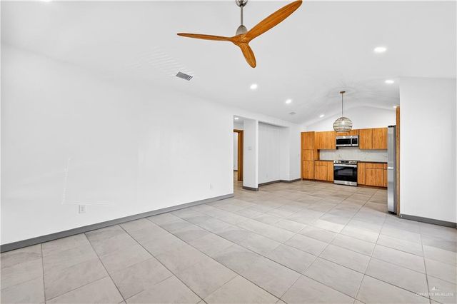 1304 E Hibiscus Avenue, Mcallen, TX 78501