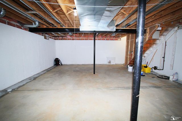 35773 Surrey Court, Romulus, MI 48174