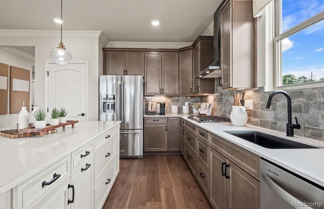 705 West Spaniel Drive, Ann Arbor, MI 48108