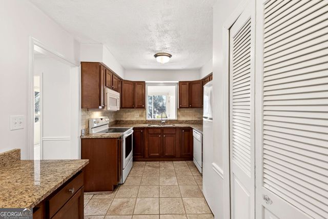 159 Elysian Way NW, Atlanta, GA 30327