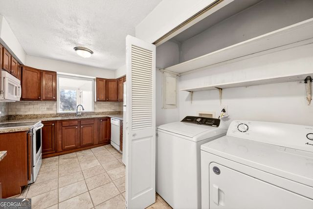 159 Elysian Way NW, Atlanta, GA 30327