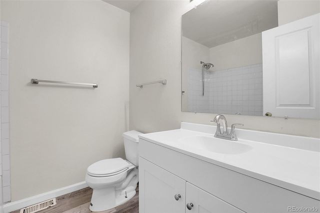 17657 E Loyola Drive D, Aurora, CO 80013