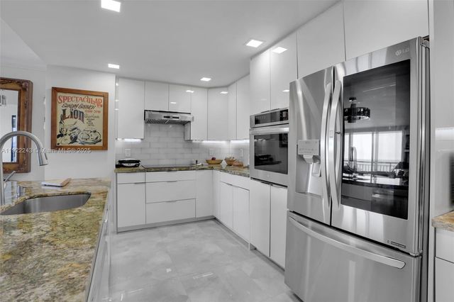 1149 Hillsboro Mile 1011, Hillsboro Beach, FL 33062