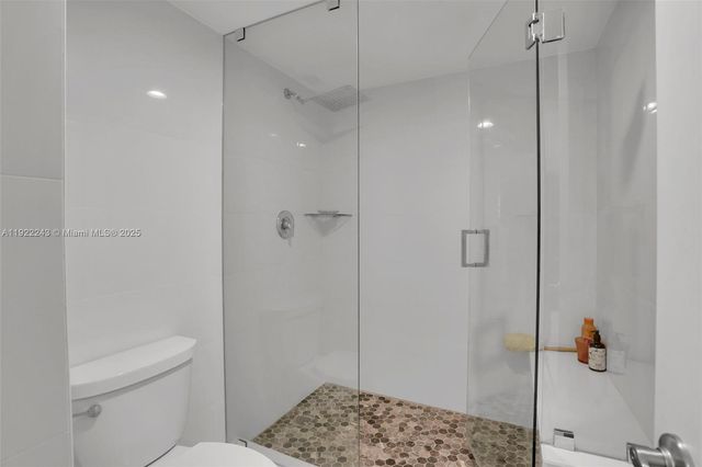 1149 Hillsboro Mile 1011, Hillsboro Beach, FL 33062