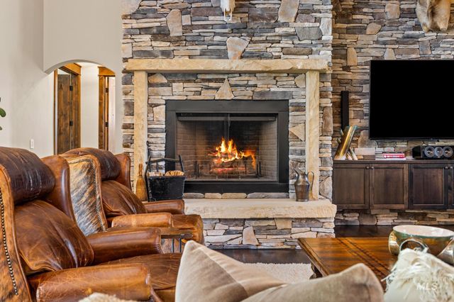 3225 W Salix Dr, Meridian, ID 83646