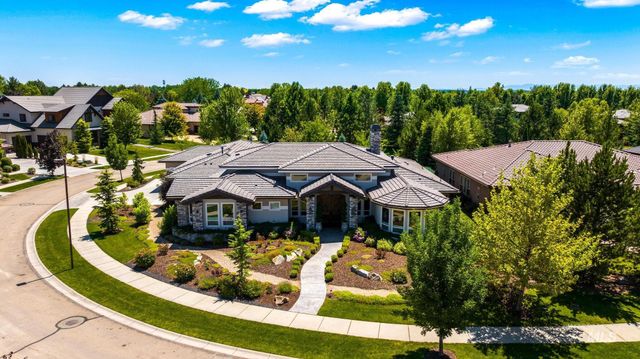 3225 W Salix Dr, Meridian, ID 83646