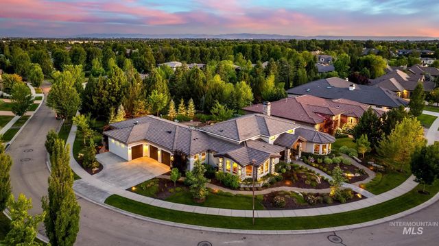 3225 W Salix Dr, Meridian, ID 83646