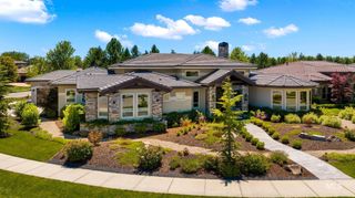 3225 W Salix Dr, Meridian, ID 83646