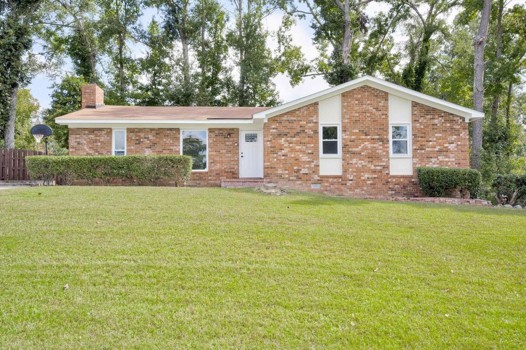 239 Cavalier Court, Martinez, GA 30907